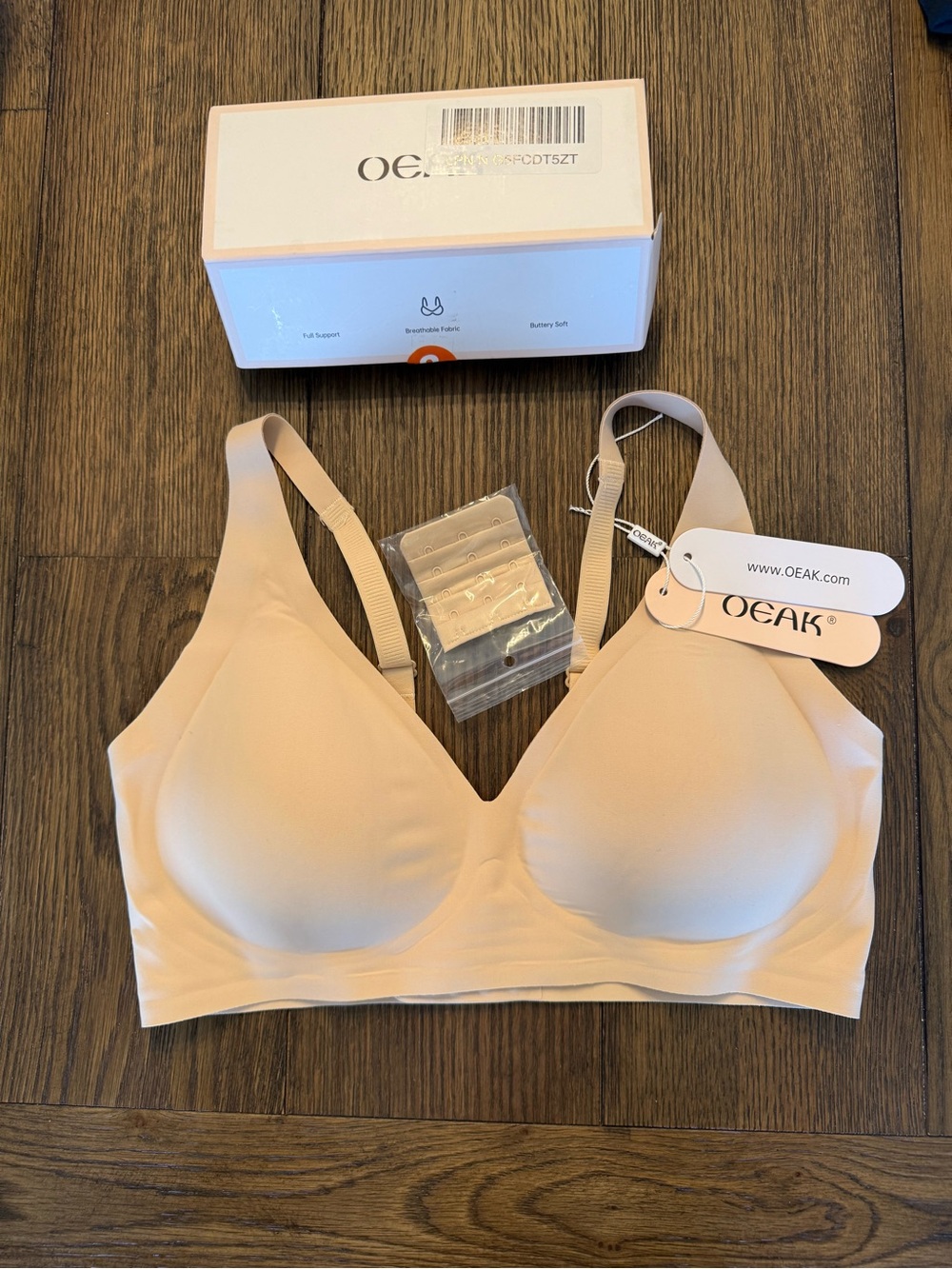 NWT OEAK Wireless Padded Bra Medium Seamless Full Coverage Nude